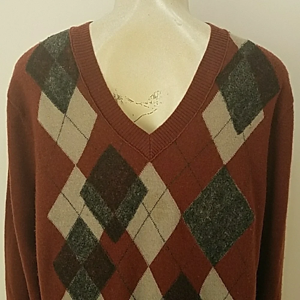 Banana republic Wool men's V neck Sweater size M!